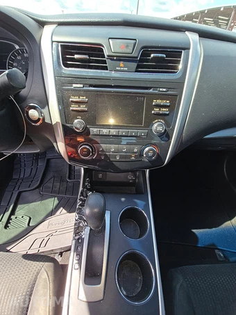 2015 Nissan Altima 2.5 S – miniatura 11