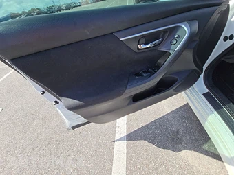 2015 Nissan Altima 2.5 S – miniatura 9