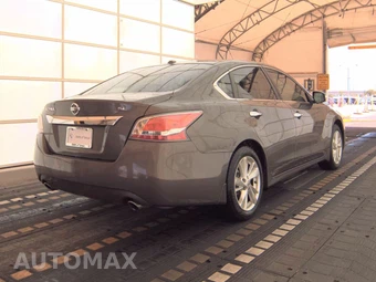 2015 Nissan Altima 2.5 SL – miniatura 4