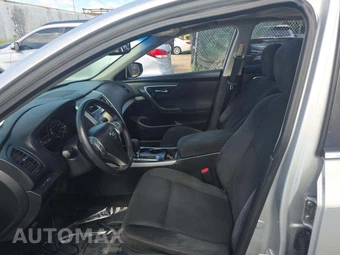 2015 Nissan Altima 2.5 SV – miniatura 6