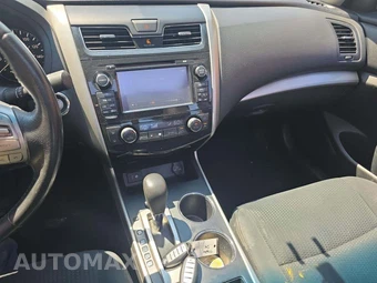2015 Nissan Altima 2.5 SV – miniatura 10
