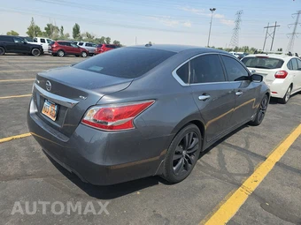 2015 Nissan Altima 2.5 SV - miniatura 4