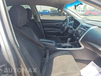 2015 Nissan Altima 2.5 SV - miniatura 8