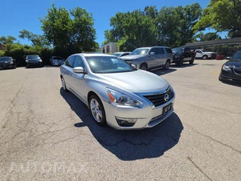2015 Nissan Altima 2.5 SV - miniatura 4