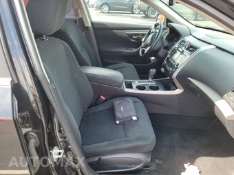 2015 Nissan Altima 2.5 SV – miniatura 8