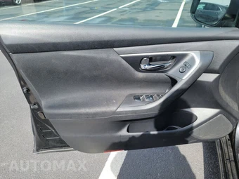 2015 Nissan Altima 2.5 SV – miniatura 9