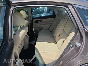2015 Nissan Altima 2.5 SV – miniatura 13