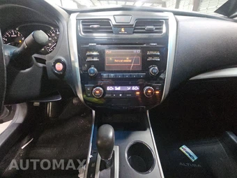 2015 Nissan Altima 2.5 SV - miniatura 11