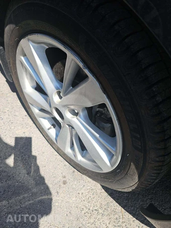 2015 Nissan Altima 2.5 SV - miniatura 26