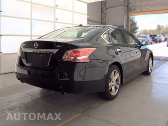 2015 Nissan Altima 2.5 SV – miniatura 4
