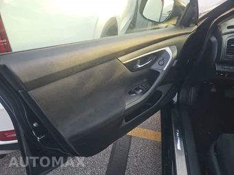 2015 Nissan Altima 2.5 SV – miniatura 9