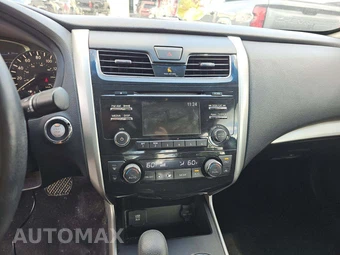 2015 Nissan Altima 2.5 SV – miniatura 10