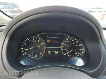 2015 Nissan Altima 2.5 SV – miniatura 9