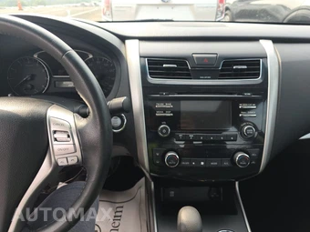 2015 Nissan Altima 2.5 SV – miniatura 11