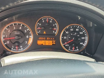 2015 Nissan Armada Platinum – miniatura 12