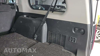 2015 Nissan Armada Platinum – miniatura 23