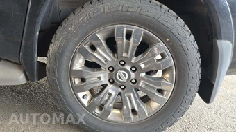 2015 Nissan Armada Platinum - miniatura 32