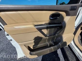 2015 Nissan Armada Platinum - miniatura 29
