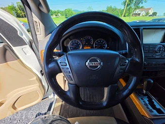 2015 Nissan Armada Platinum - miniatura 33
