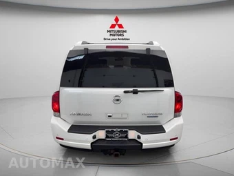 2015 Nissan Armada Platinum - miniatura 4