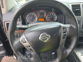 2015 Nissan Armada SL – miniatura 10