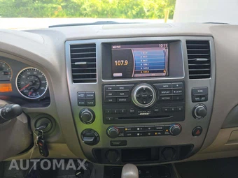 2015 Nissan Armada SV - miniatura 10
