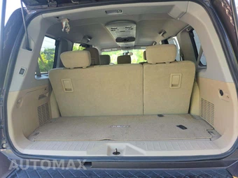 2015 Nissan Armada SV - miniatura 15