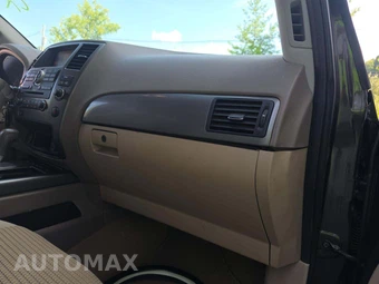 2015 Nissan Armada SV - miniatura 20