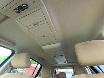 2015 Nissan Armada SV – miniatura 11