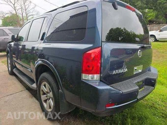 2015 Nissan Armada SV – miniatura 2