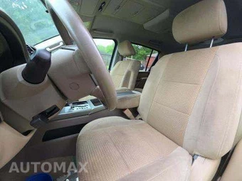 2015 Nissan Armada SV – miniatura 6