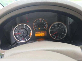 2015 Nissan Armada SV – miniatura 9