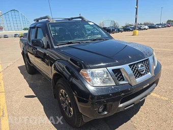 2015 Nissan Frontier PRO-4X Crew Cab Medium Bed - miniatura 3