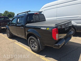 2015 Nissan Frontier PRO-4X Crew Cab Medium Bed - miniatura 6