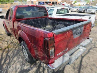 2015 Nissan Frontier S Extended Cab Medium Bed – miniatura 2