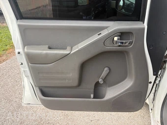 2015 Nissan Frontier S Extended Cab Medium Bed - miniatura 25