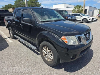 2015 Nissan Frontier SV Crew Cab Medium Bed – miniatura 4