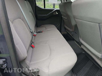 2015 Nissan Frontier SV Crew Cab Medium Bed – miniatura 16