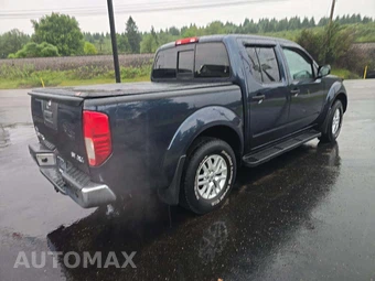 2015 Nissan Frontier SV Crew Cab Medium Bed – miniatura 3