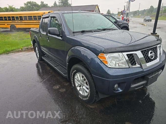 2015 Nissan Frontier SV Crew Cab Medium Bed – miniatura 4