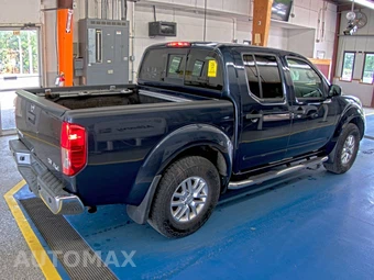 2015 Nissan Frontier SV Crew Cab Medium Bed – miniatura 4
