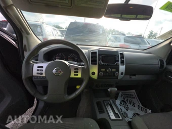 2015 Nissan Frontier SV Crew Cab Medium Bed - miniatura 11