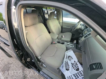 2015 Nissan Frontier SV Crew Cab Medium Bed - miniatura 8
