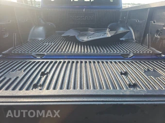 2015 Nissan Frontier SV Crew Cab Medium Bed – miniatura 16