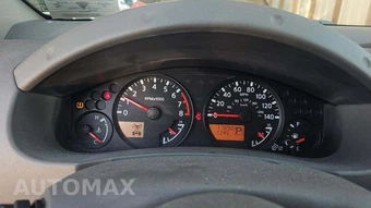 2015 Nissan Frontier SV Crew Cab Medium Bed – miniatura 17