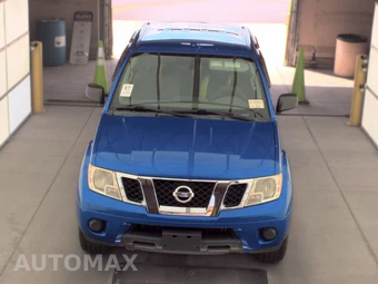 2015 Nissan Frontier SV Crew Cab Medium Bed – miniatura 2