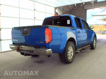 2015 Nissan Frontier SV Crew Cab Medium Bed – miniatura 4