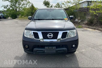2015 Nissan Frontier SV Crew Cab Medium Bed - miniatura 2