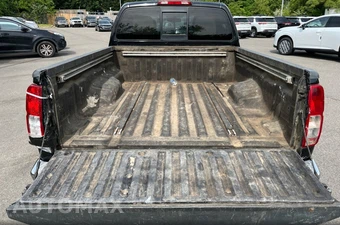 2015 Nissan Frontier SV Crew Cab Medium Bed - miniatura 26