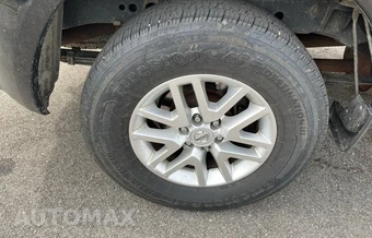 2015 Nissan Frontier SV Crew Cab Medium Bed - miniatura 30